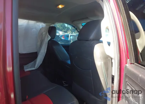 2015 Ram 1500 Express из США, поврежденный, VIN 1C6RR7FG0FS597147